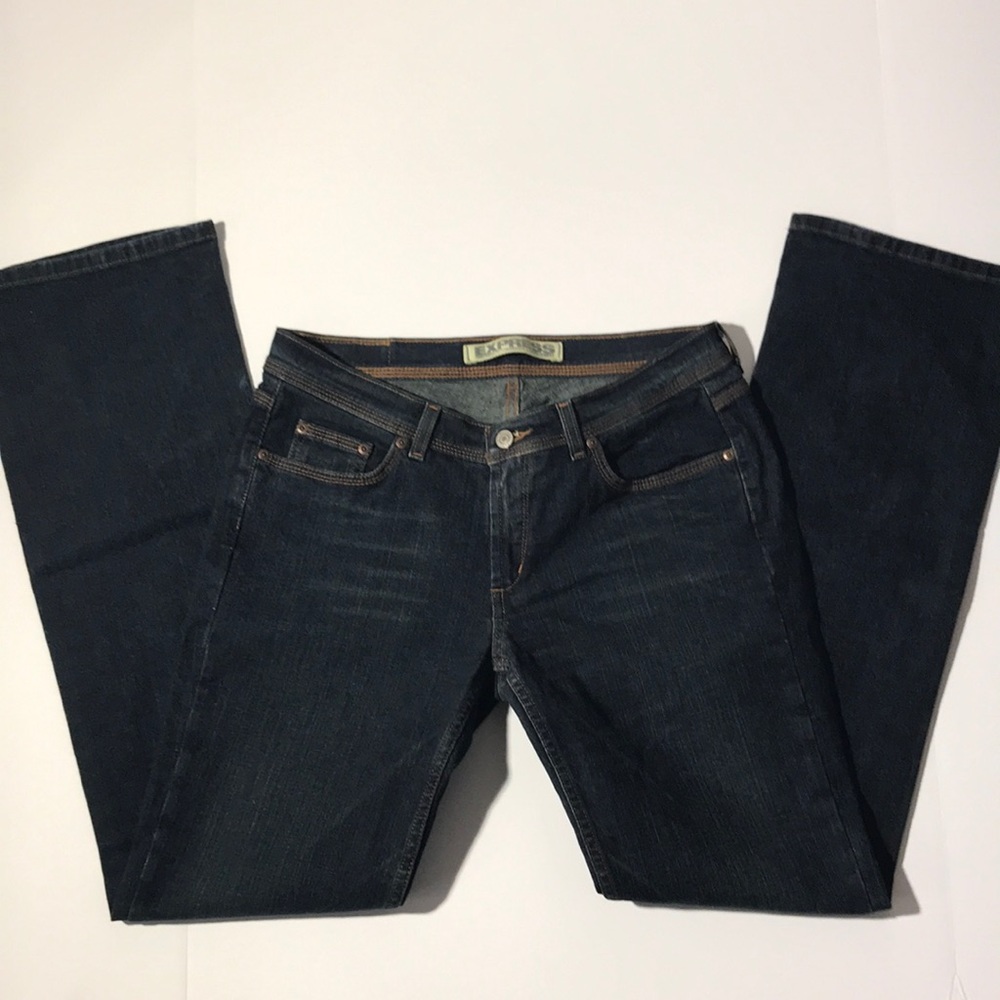 Women’s Express size 7/8R Dark Wash Jeans
